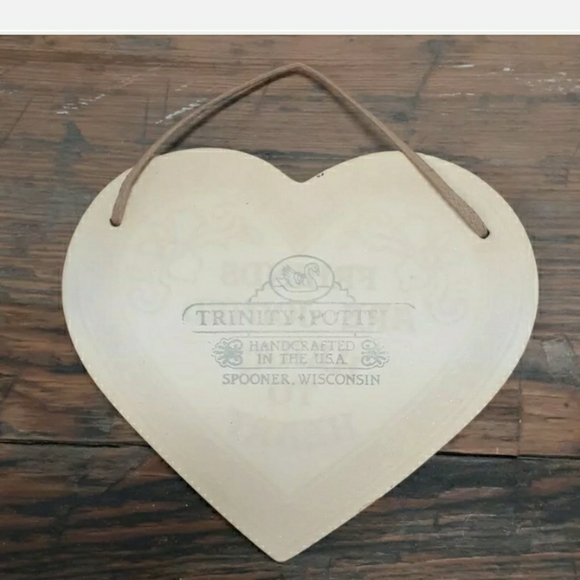 Friends Are Joined Heart to Heart Plaque - Picture 2 of 3